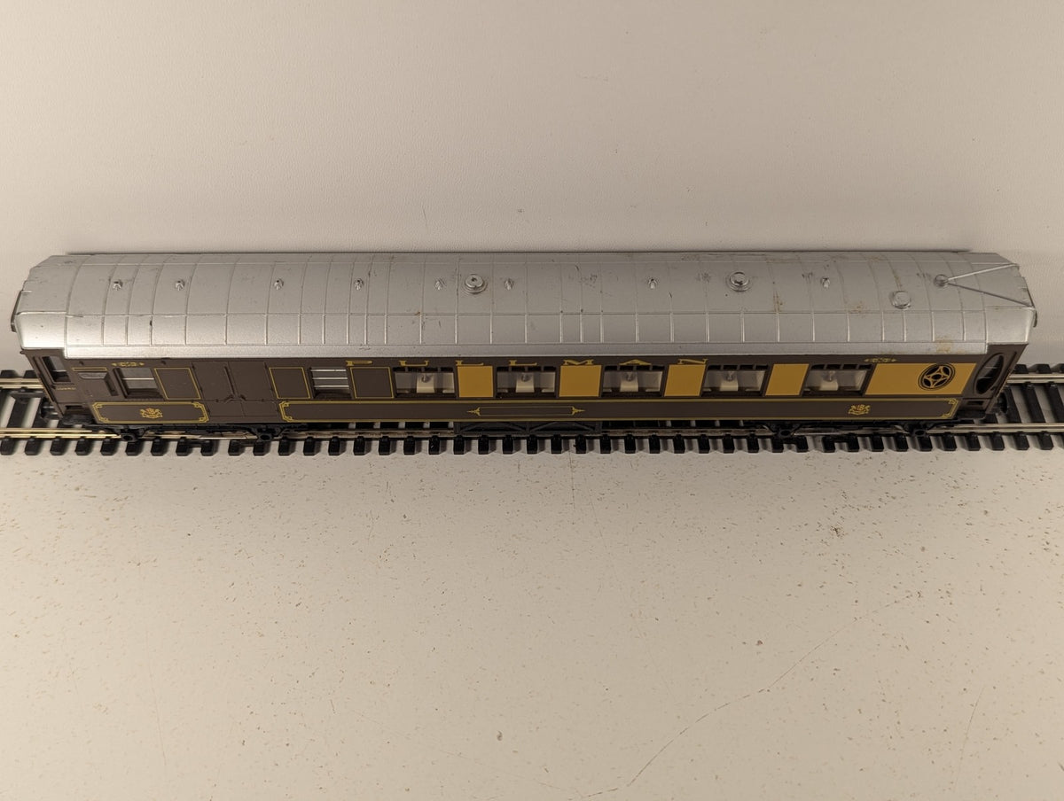 Hornby OO Gauge Pullman Brake Coach Passenger Coach Pullman Umber & Cream