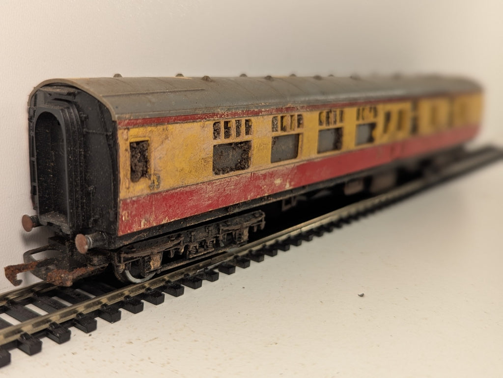 Tri-ang OO Gauge BR Mk1 Brake Second Coach Passenger Coach 34100