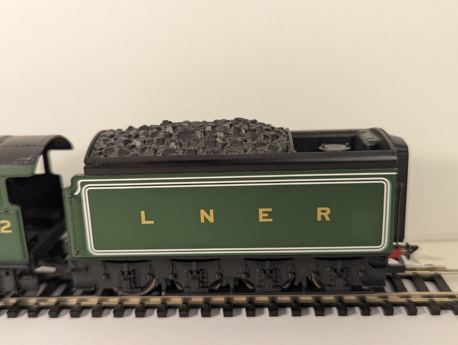 Hornby R098 OO Gauge LNER A3 Flying Scotsman – Missing Front Coupling