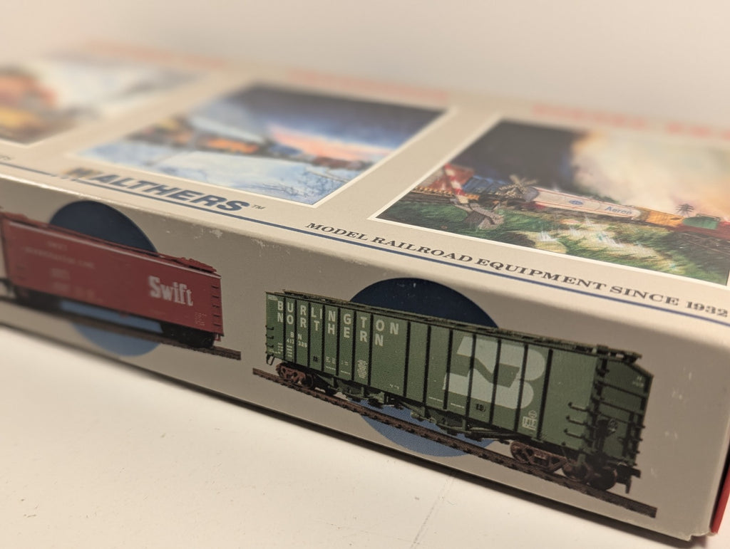 Walthers HO Carnation Milk Reefer Freight Car Kit