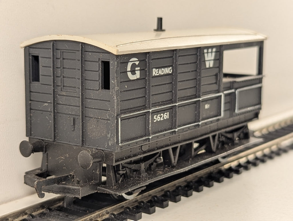 Hornby OO Gauge GWR Toad Brake Van 56261 GWR Grey R016