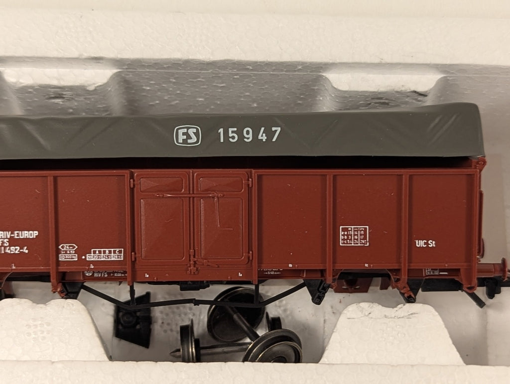 Roco HO Gauge FS Type E Open Wagon with Tarpaulin Goods Wagon 501 1 492-4