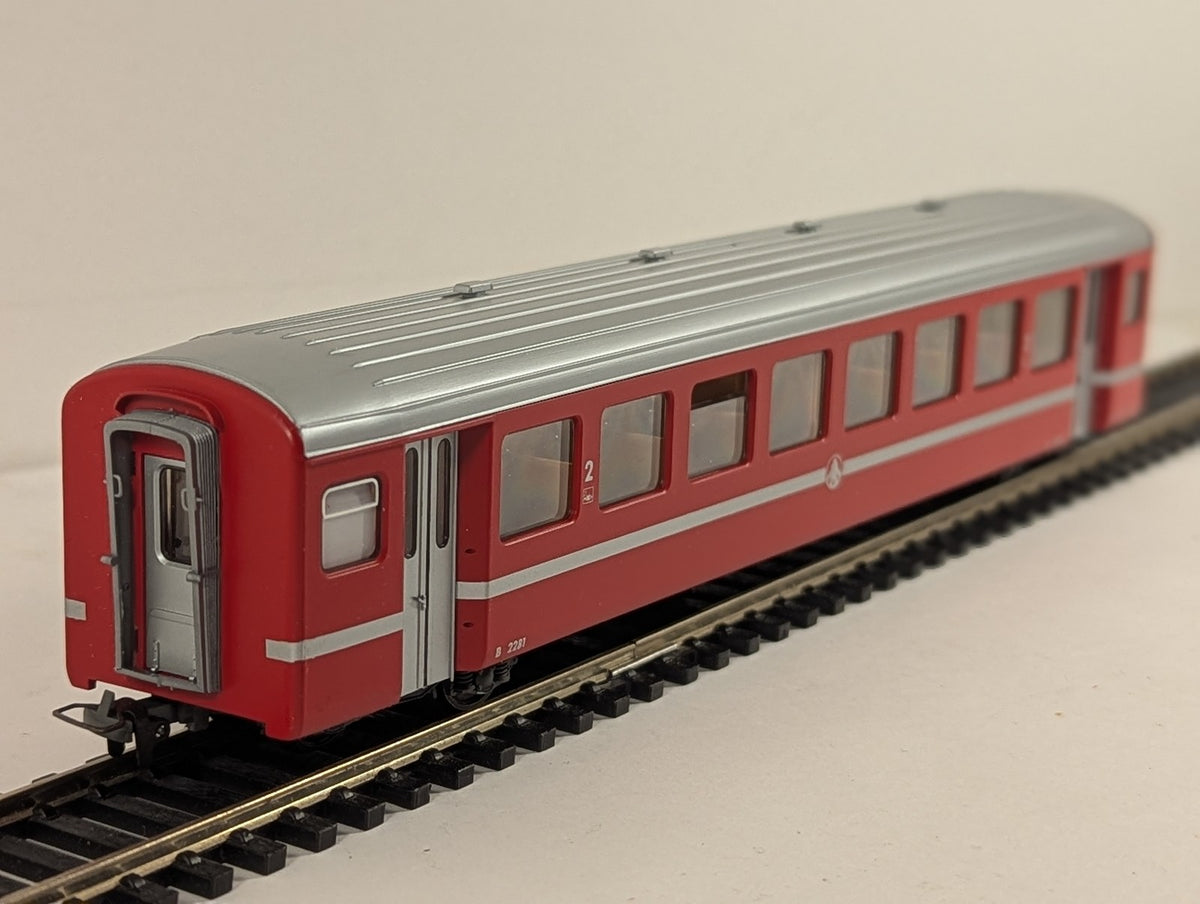 Bemo H0m BVZ EW I Second Class Coach Passenger Coach B 2281 BVZ Red & Silver