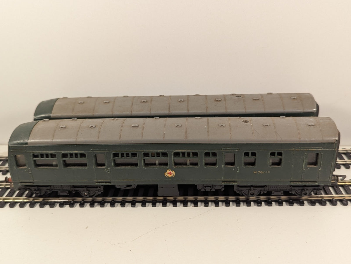 Tri-ang R157 OO Gauge Class 101 DMU Diesel Railcar