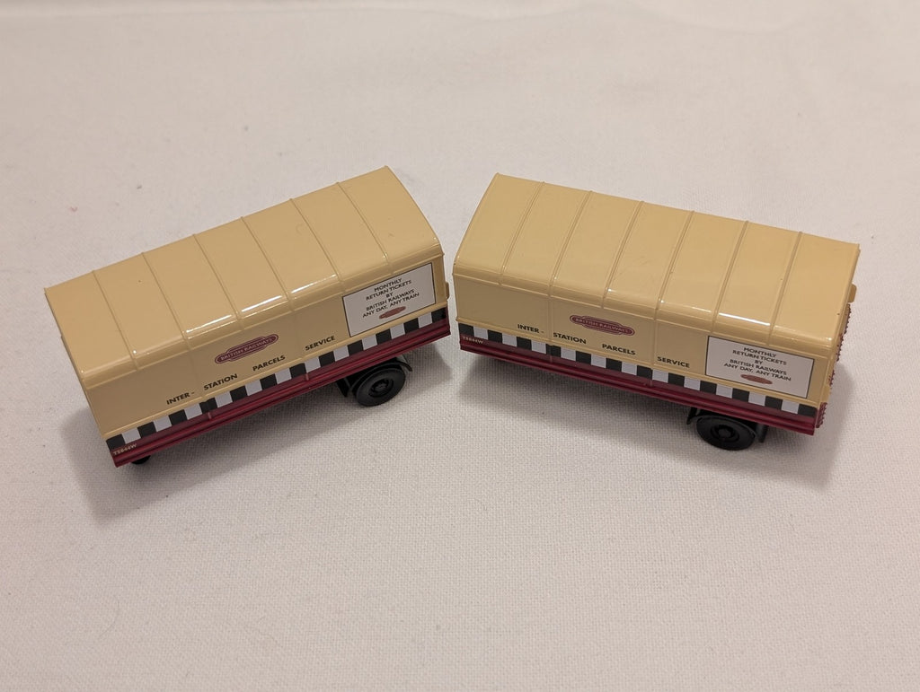 OO Gauge Scammell Articulated Parcels Trailers Die-cast Trailer Pair T5844W