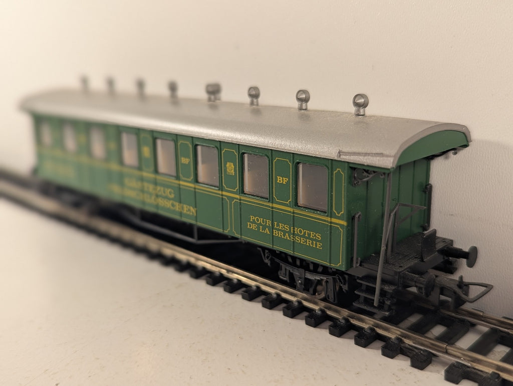 Liliput HO Gauge Gästezug Feldschlösschen Passenger Coach Feldschlösschen Green