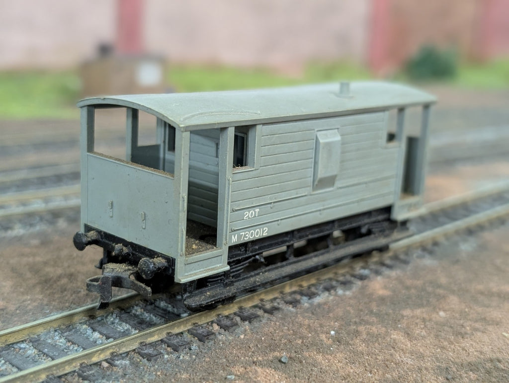 Hornby Dublo OO Gauge 20 Ton Brake Van Wagon M730012 RC23018 4310