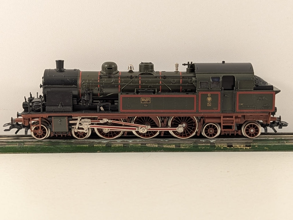 Märklin 3109 HO Gauge T18 Steam Locomotive 3 Rail