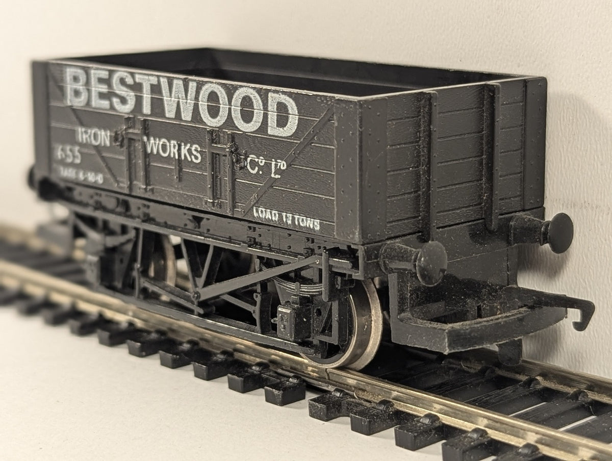 Hornby OO Gauge Bestwood 5 Plank Wagon Goods Wagon 655 Bestwood Iron Works R.096