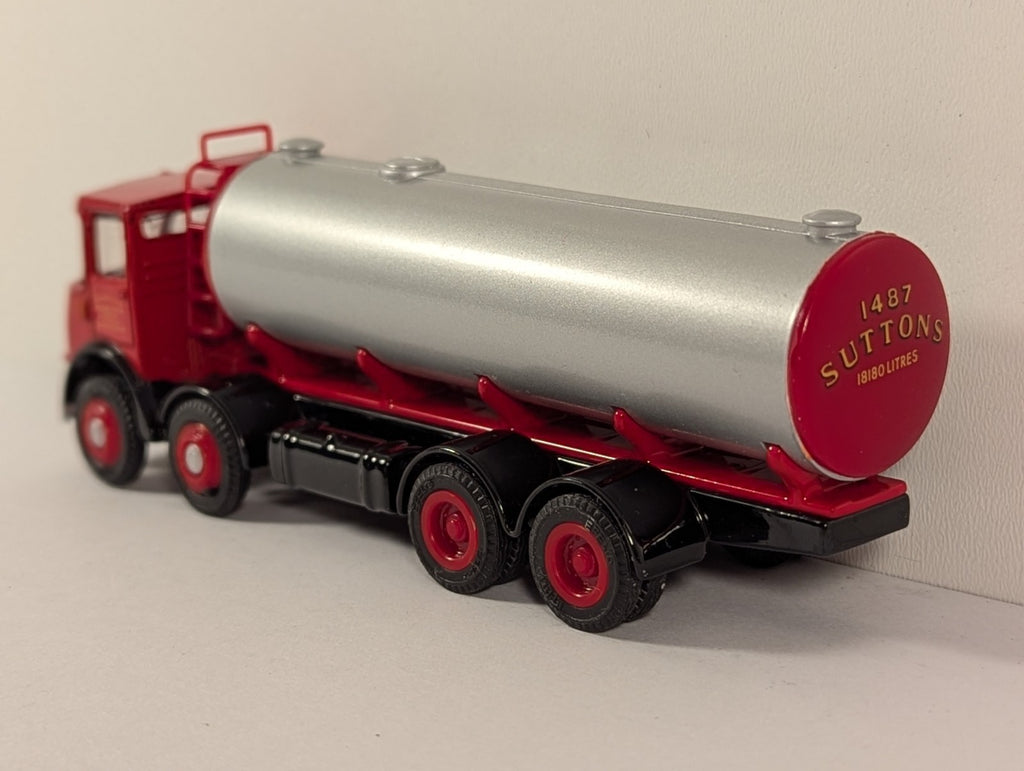 EFE Atkinson 8-Wheel Tanker – Suttons Livery – 1:76 Scale