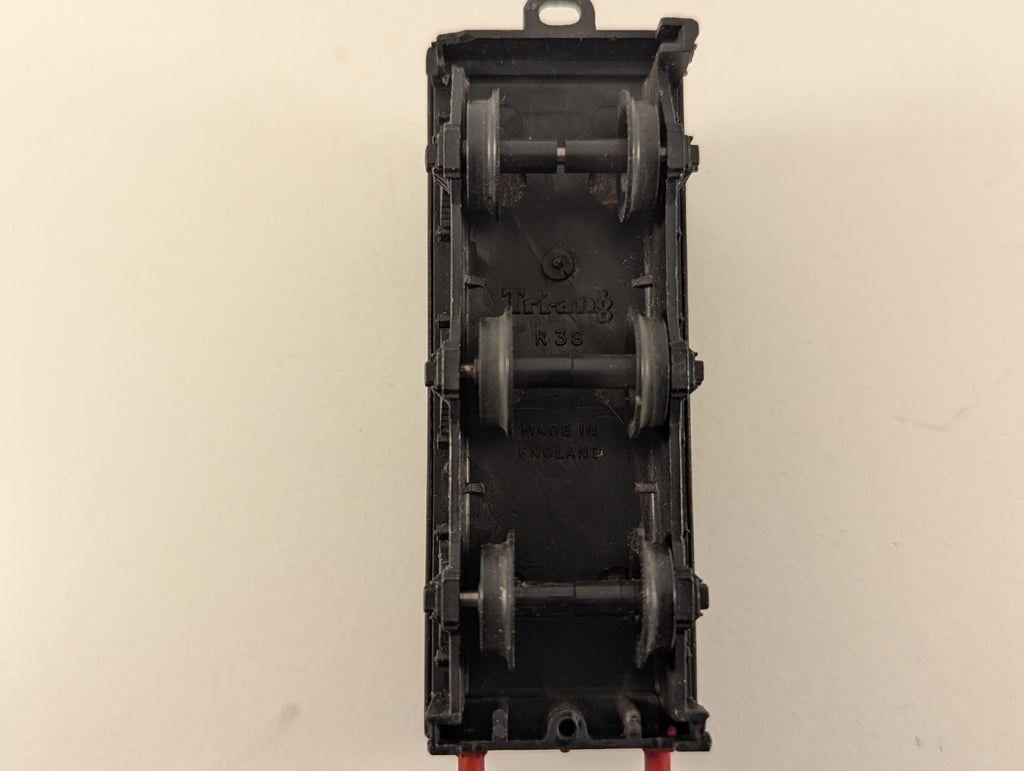 Tri-ang R38 OO Gauge Bulleid Tender BR Black - Spares/Repairs