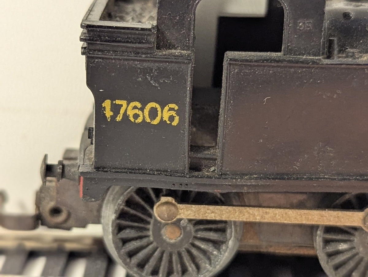 Tri-ang OO Gauge BR Class 3F Jinty 0-6-0T Steam Locomotive 47606 BR Black R.52