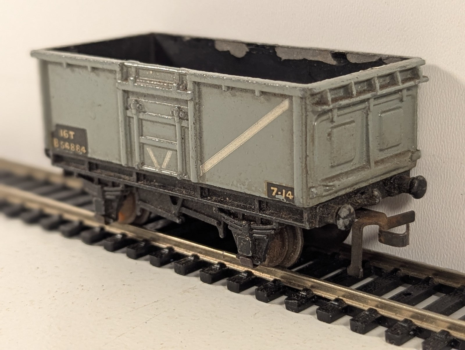 Hornby Dublo 32056/32057 BR 16 Ton Mineral Wagon Grey OO Gauge
