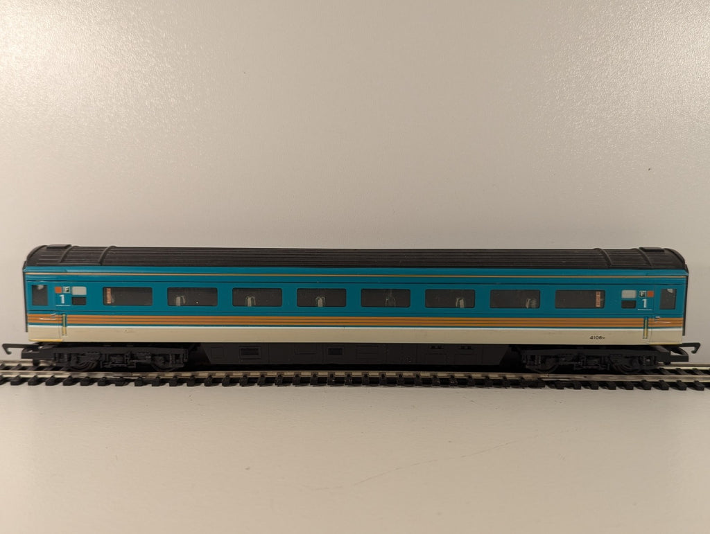 Hornby R4083 OO Midland Mainline Mk3a Open First 41061