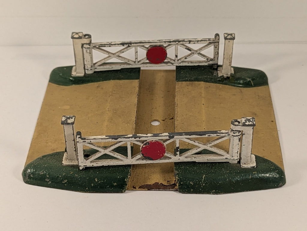 Hornby Dublo OO Gauge D1 Level Crossing