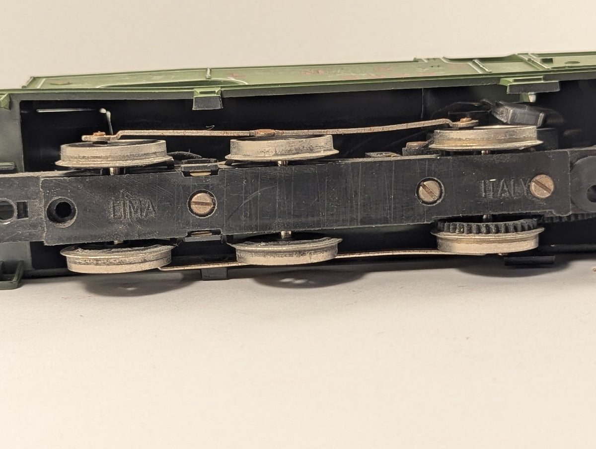 Lima OO Gauge Class J50 0-6-0T Steam Locomotive 8920 LNER Green Spares or Repair