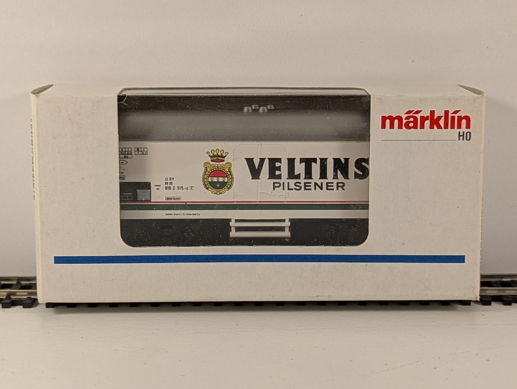 Märklin HO 4416 Veltins Pilsener Refrigerator Wagon