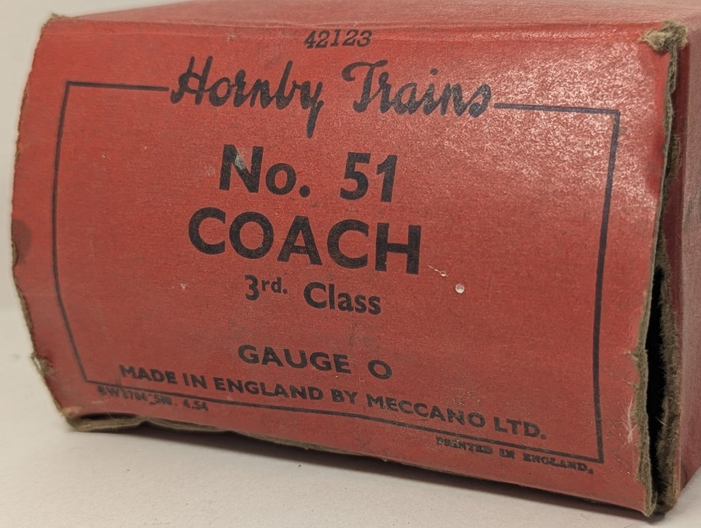 Hornby O Gauge No. 51 Coach 3rd Class Passenger Coach BR Crimson and Cream 42123