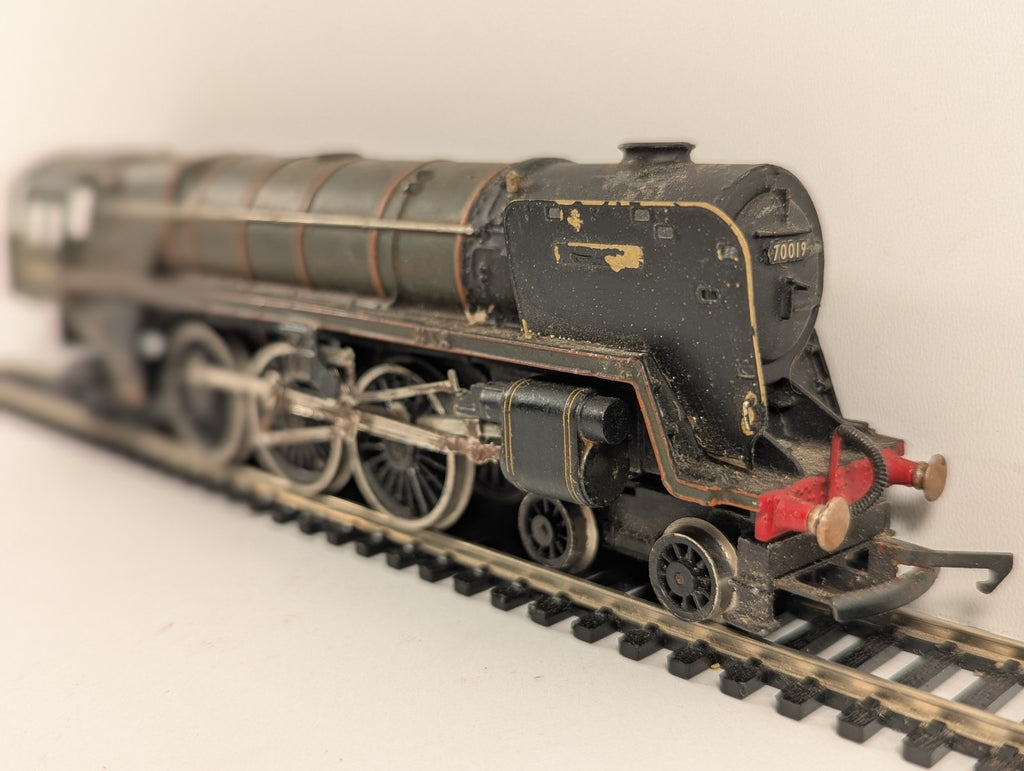 Tri-ang OO Gauge BR Standard Class 7 Britannia Class Steam Locomotive 70019