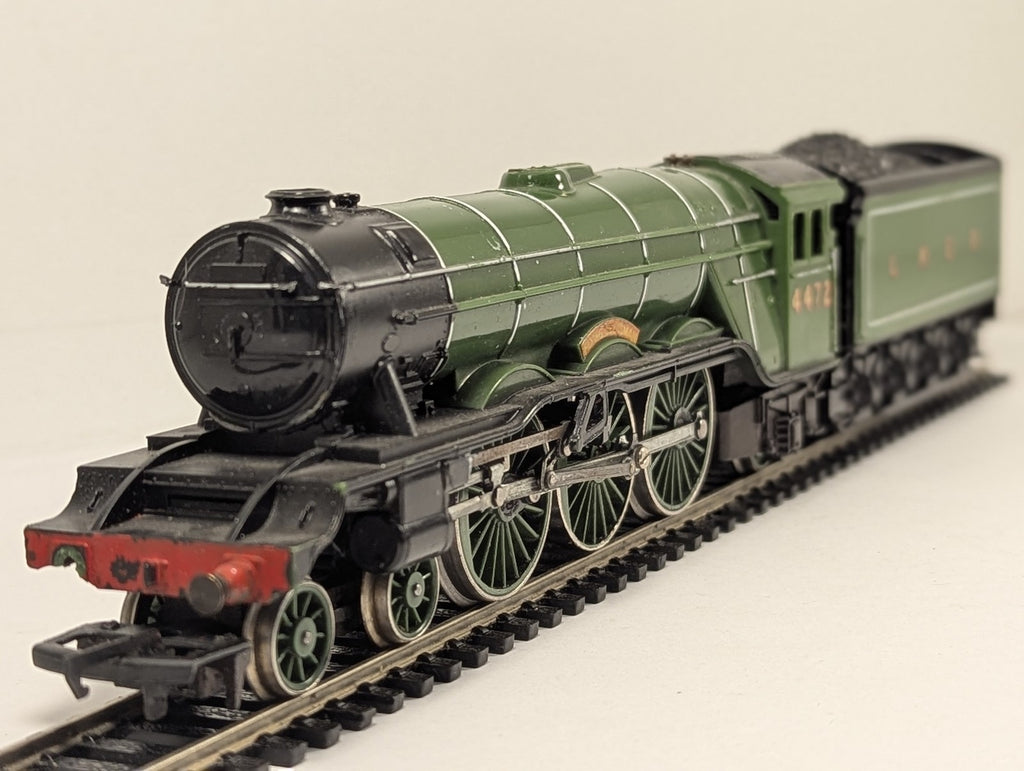 Hornby OO Gauge Class A3 4-6-2 'Flying Scotsman' Steam Locomotive 4472