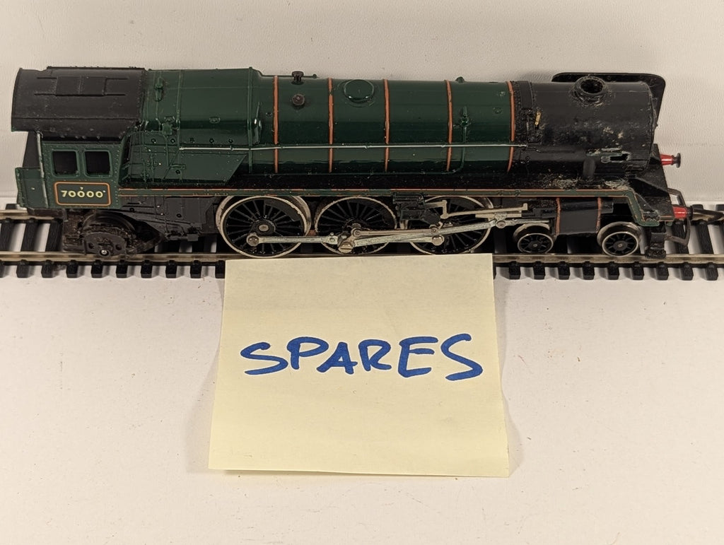 Tri-ang Hornby OO Gauge Class 7MT Britannia 'Oliver Cromwell' Steam Locomotive