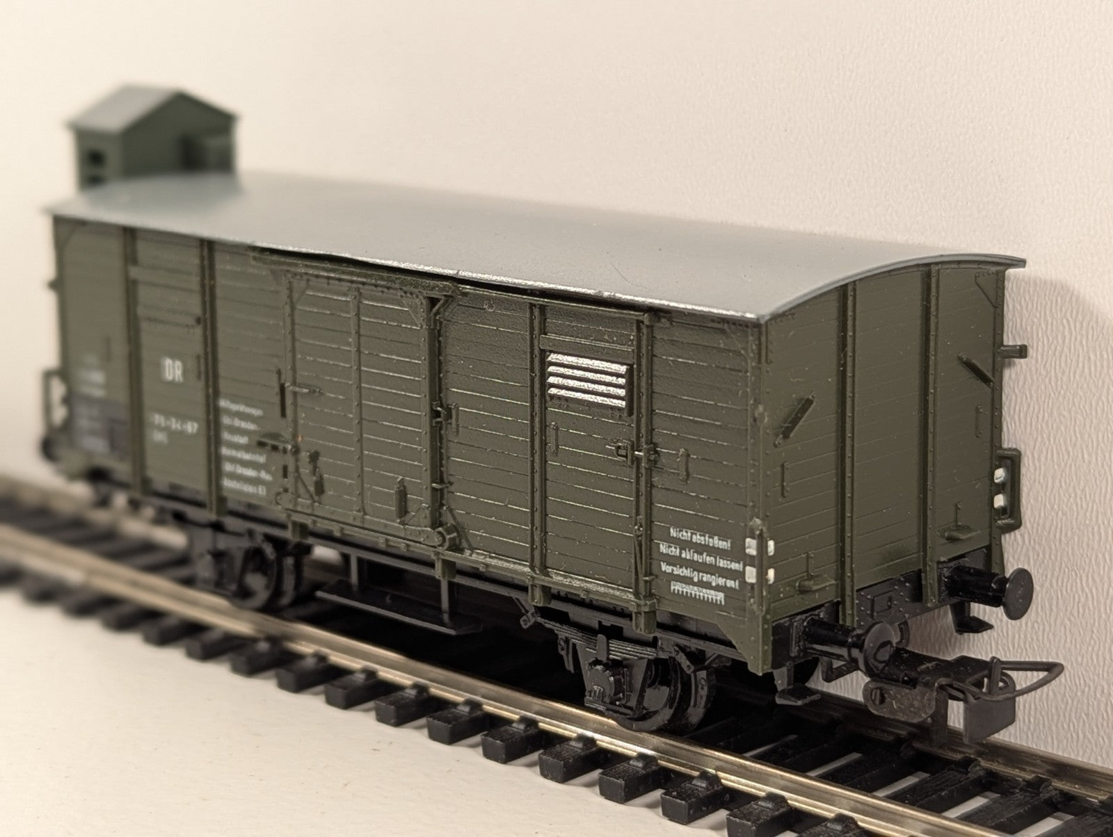 PIKO H0 Covered Goods Van – DR