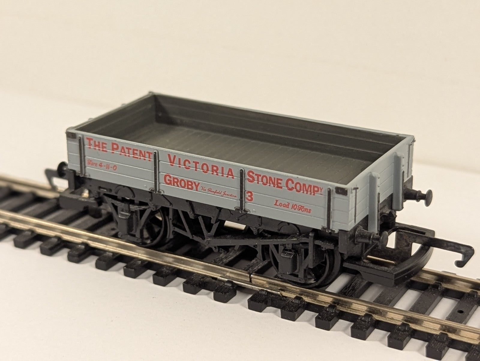 Hornby R151 OO Gauge Groby Victoria Stone Company Wagon