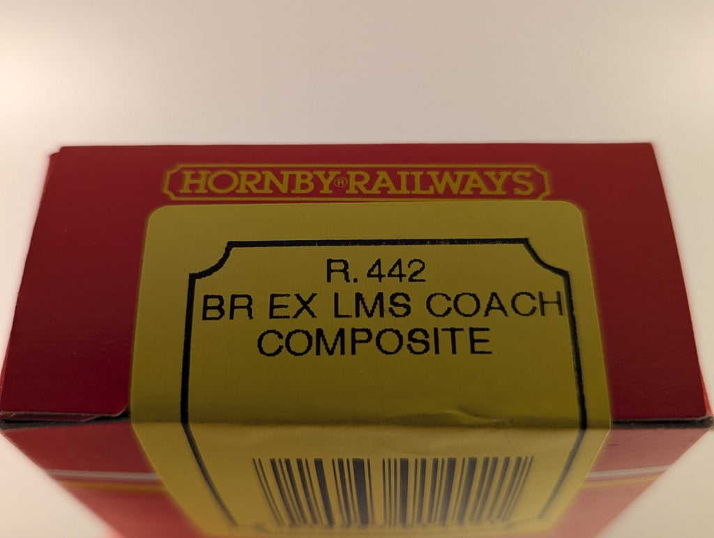 Hornby  R442 BR ex-LMS Stanier Composite Corridor Coach - Crimson & Cream