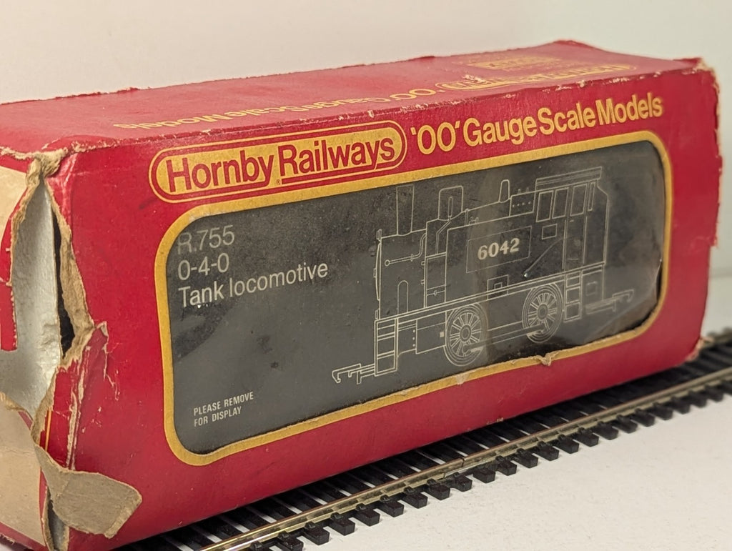 Hornby OO Gauge 0-4-0 Tank Locomotive Steam Locomotive 6042 Black