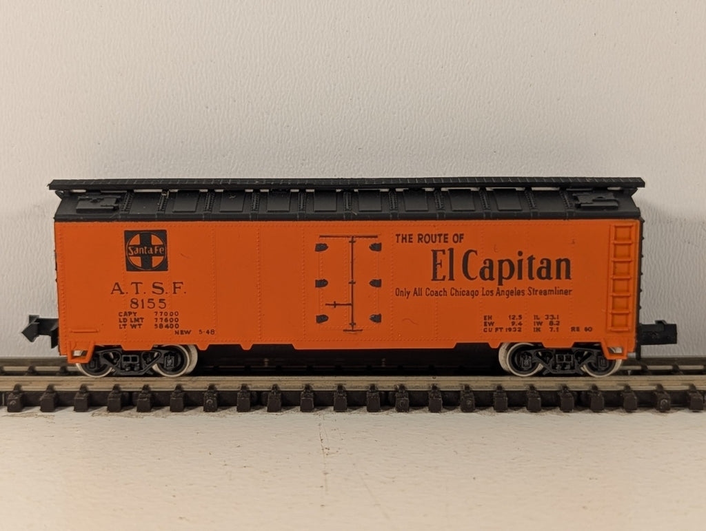 Atlas 2392 N Gauge Orange Reefer Car - Boxed