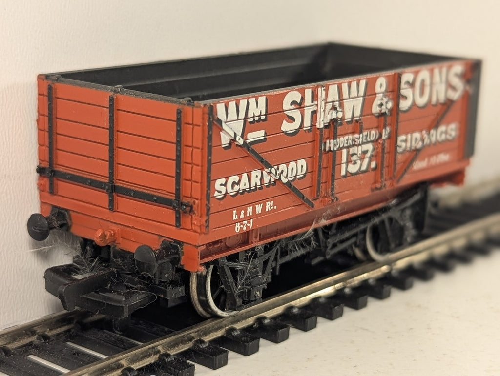 Bachmann OO Gauge 7 Plank Open Wagon Wm Shaw & Sons Goods Wagon 137