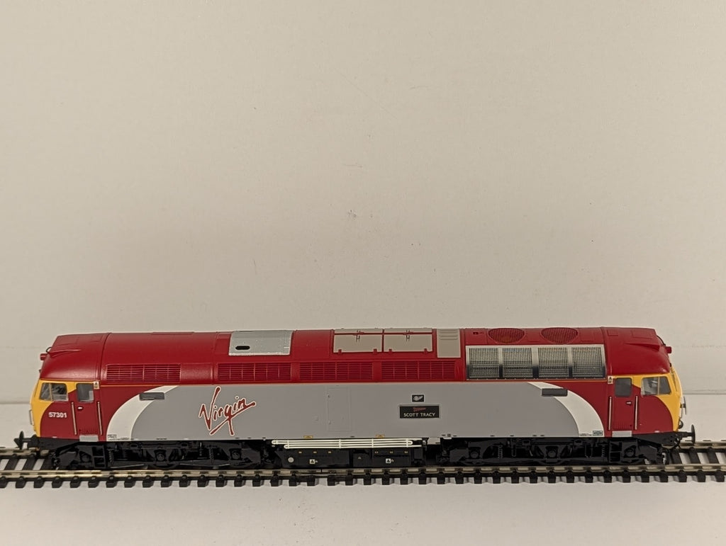 Bachmann OO Gauge Class 57/0 57301 'Scott Tracy' Diesel Locomotive Virgin Trains