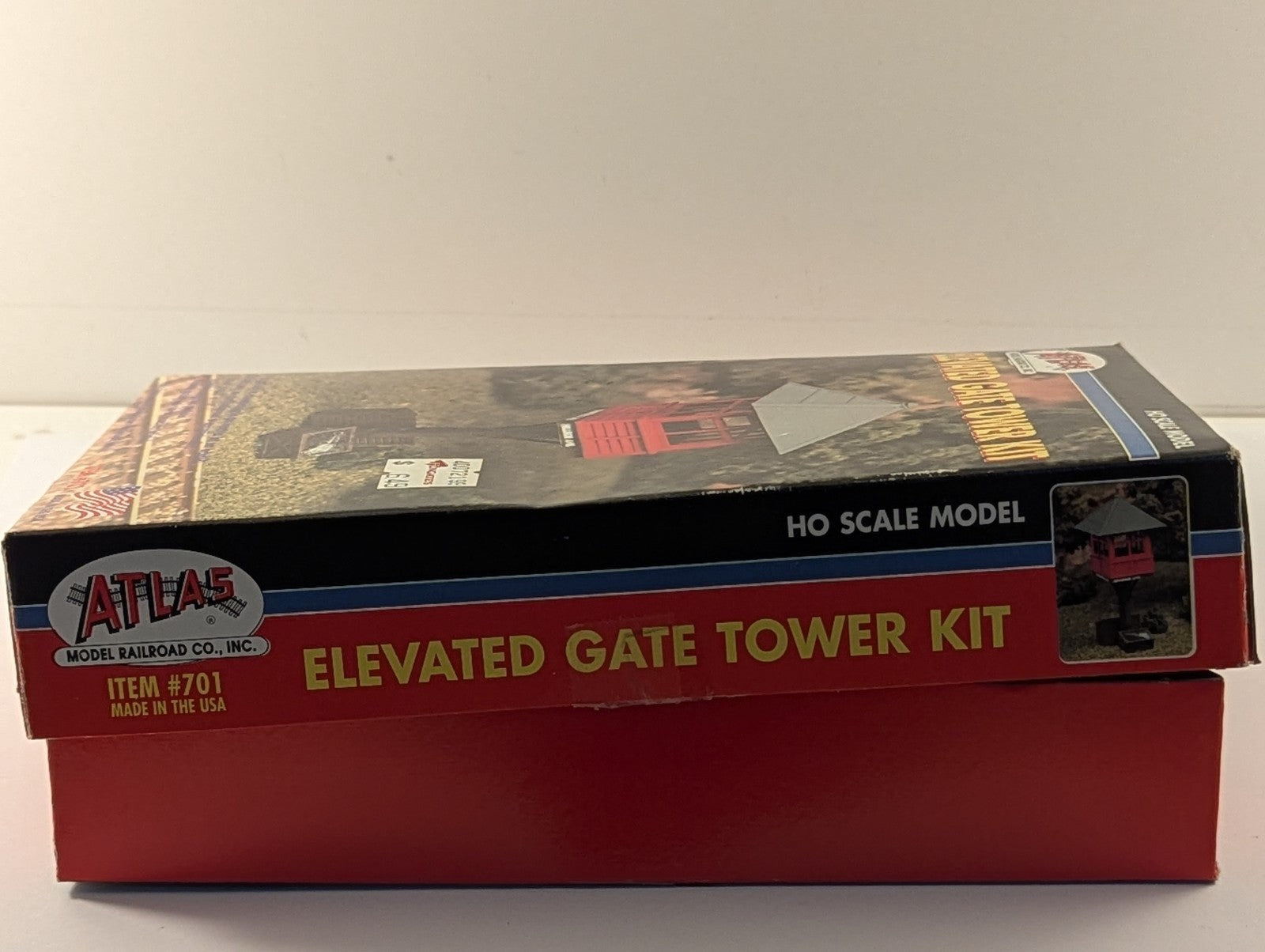 Atlas HO Scale Elevated Gate Tower Kit Building Kit 701