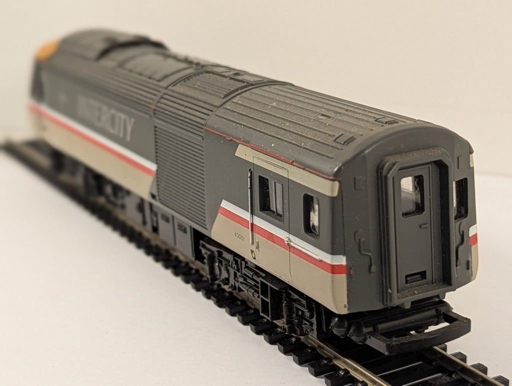 Hornby R397-43051 OO Gauge Class 43 HST Dummy Car Intercity Swallow