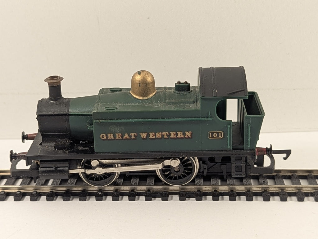 Hornby OO Gauge GWR Holden Class 101 0-4-0T Steam Locomotive GWR Green