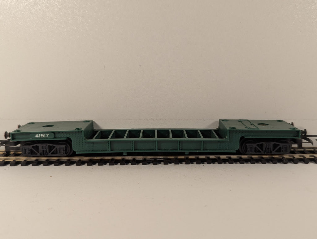 Tri-ang OO Gauge Bogie Well Wagon Goods Wagon 41917 Green R118
