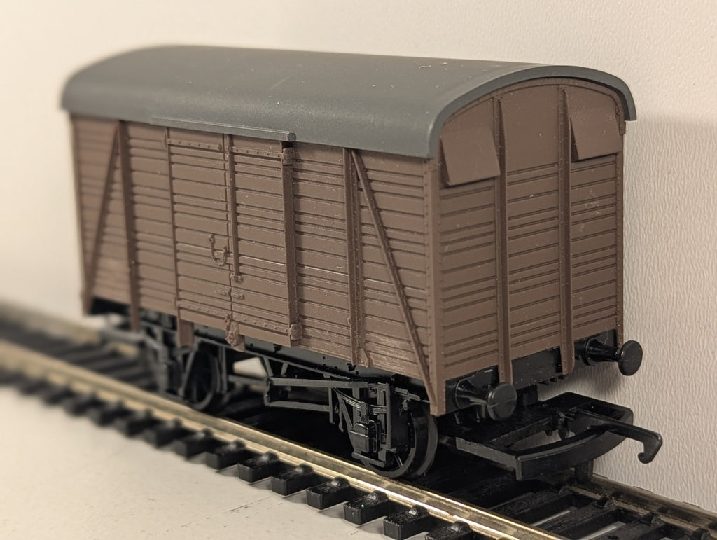Airfix OO SR 12T Box Van