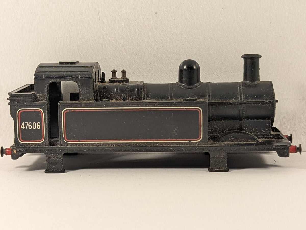 Tri-ang OO Gauge Class 3F Jinty 0-6-0T Locomotive Body 47606 BR Lined Black R52