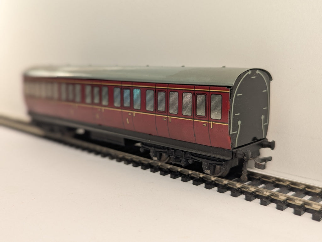 Hornby-Dublo 32017 OO Gauge D12 1st class suburban Coach - Boxed