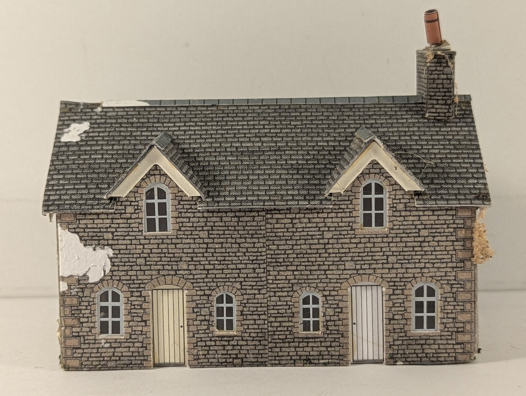 Superquick N Gauge Two Cottages Building Cotswold Stone A4