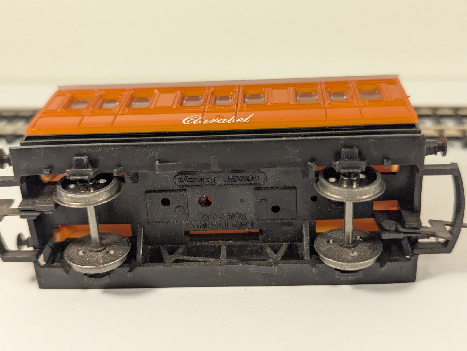 Hornby OO Gauge R112 Thomas & Friends Clarabel Coach