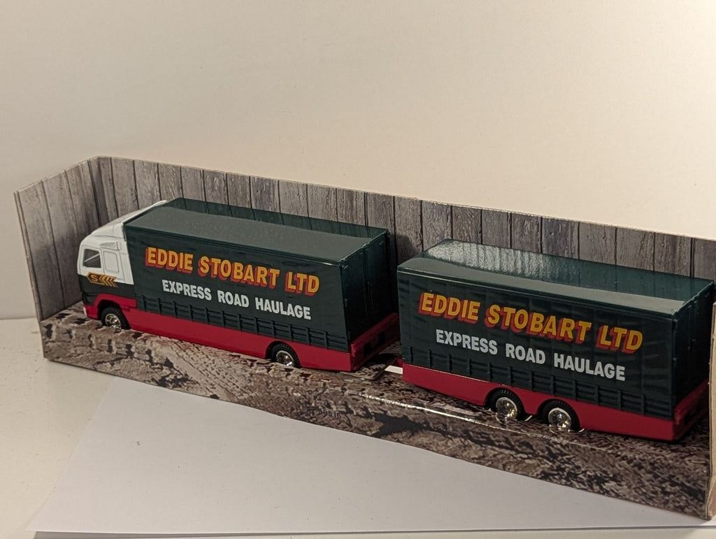 Corgi 59516 Eddie Stobart Volvo Short Wheelbase Lorry with Close Couple Trailer