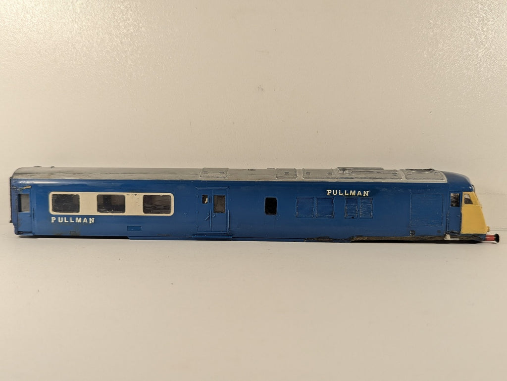 Tri-ang Hornby OO Gauge Class 251 Blue Pullman Power Car Body Shell BR Blue
