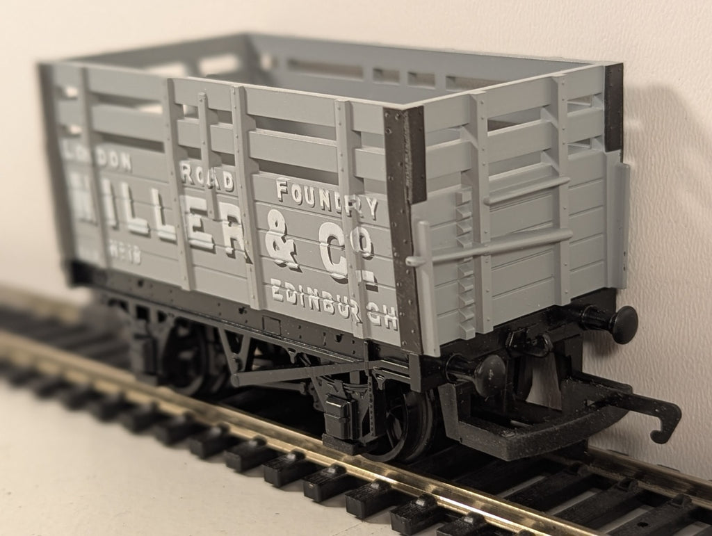 Hornby OO Gauge R6063 Miller & Co Coke Wagon 713