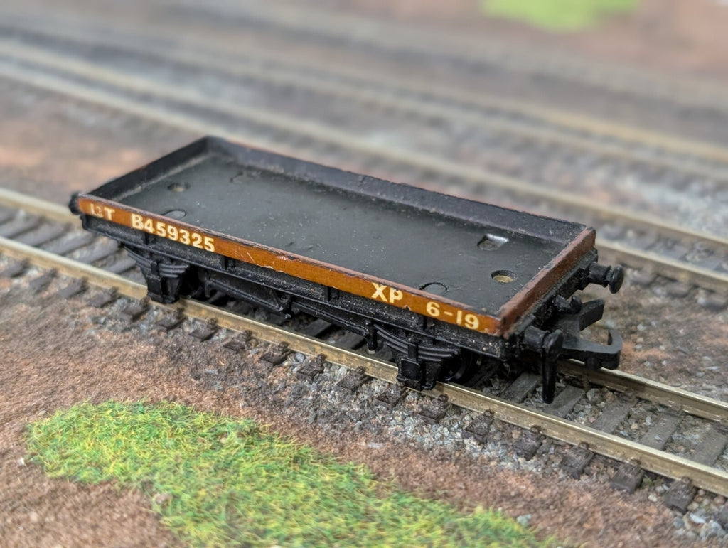 Hornby Dublo 32085 13T Low Sided Wagon in BR Bauxite - B459325