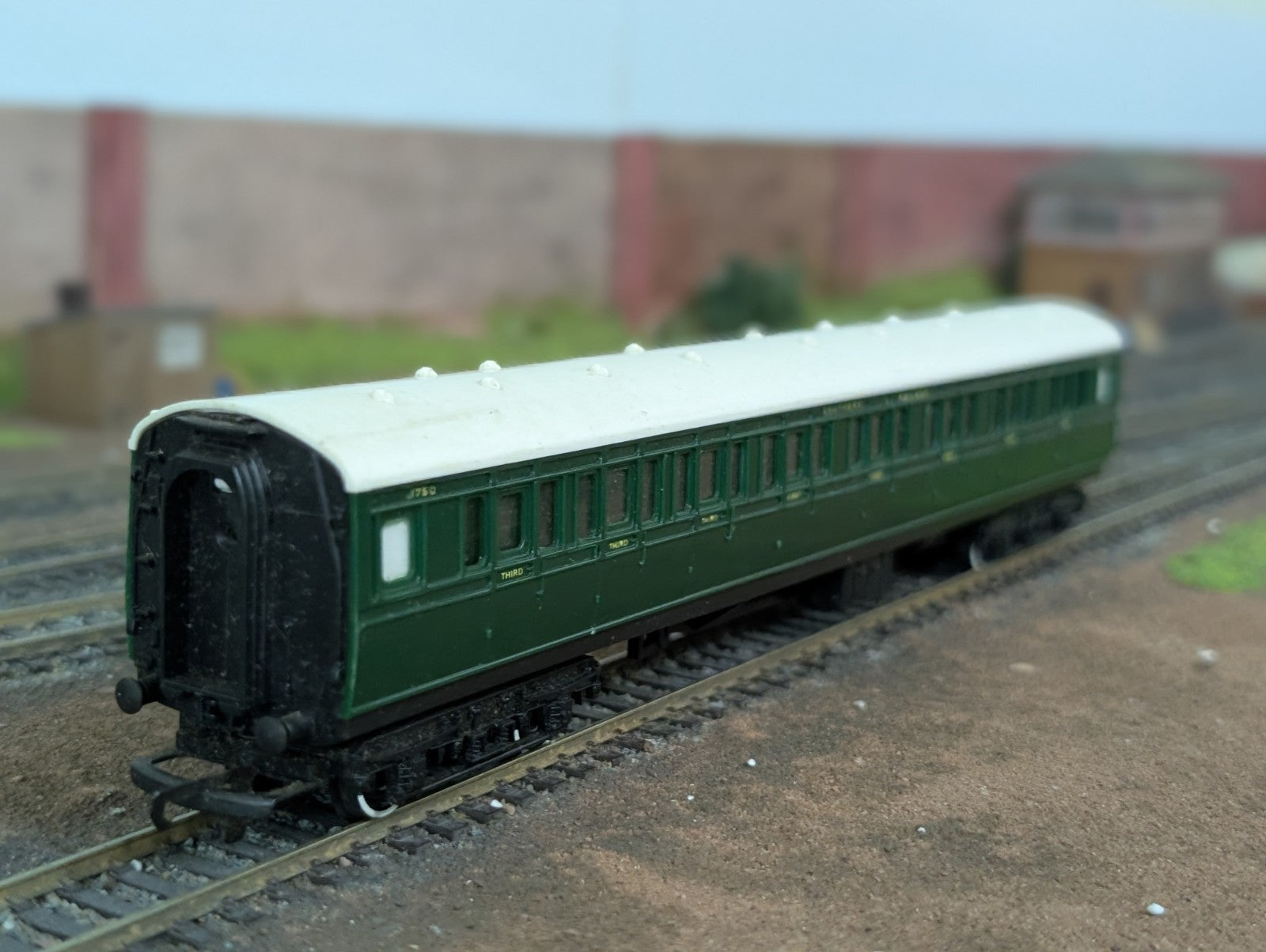 Tri-ang/Hornby R750 OO Gauge SR Caledonian Brake Coach No. 1750 - Boxed