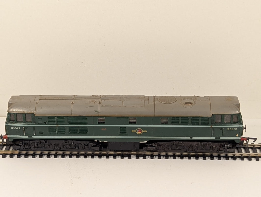 Tri-ang R357 Class 31 Diesel Locomotive BR Green OO Gauge - Spares/Repairs