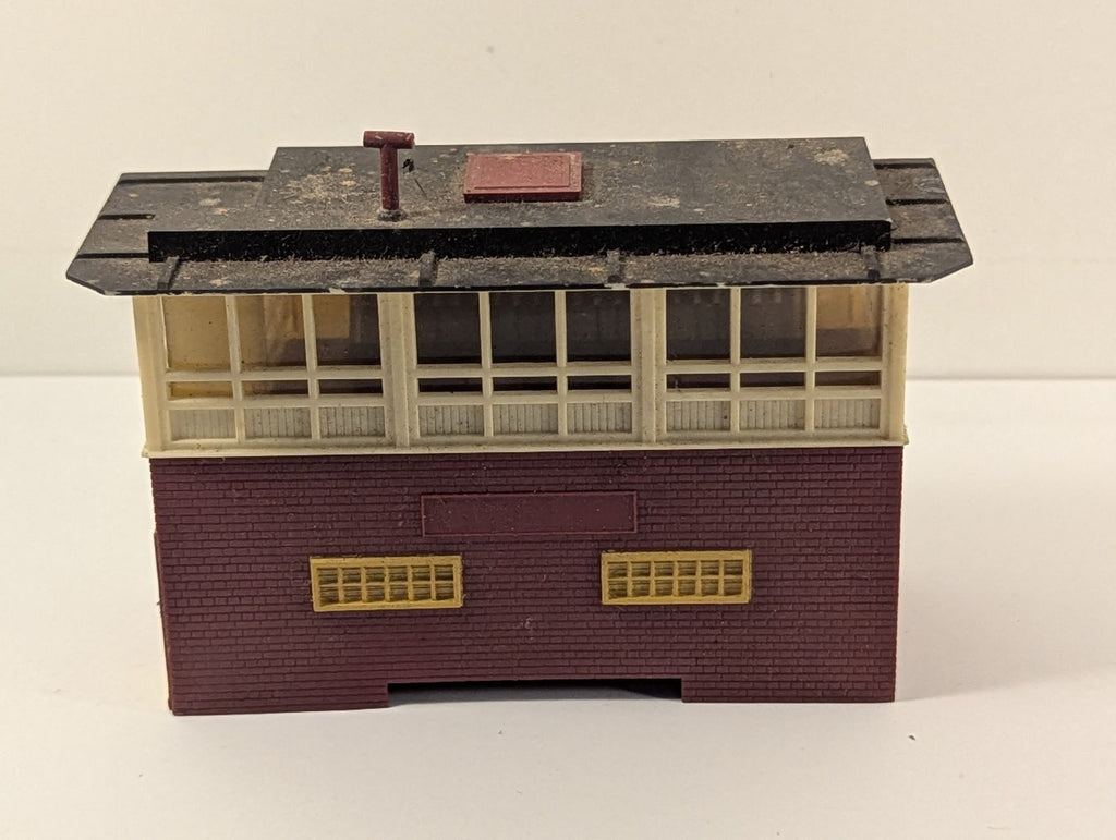 Hornby OO Gauge R146 Modern Signal Box