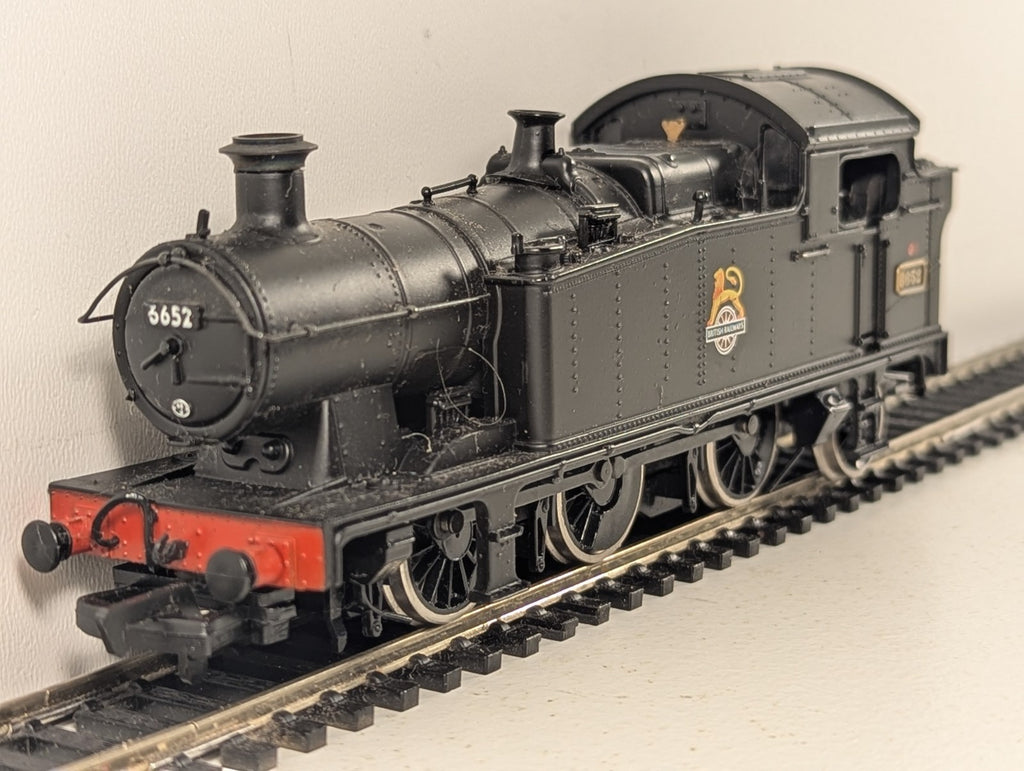 Mainline OO Gauge Class 6600 0-6-2T Steam Locomotive 6652 BR Black