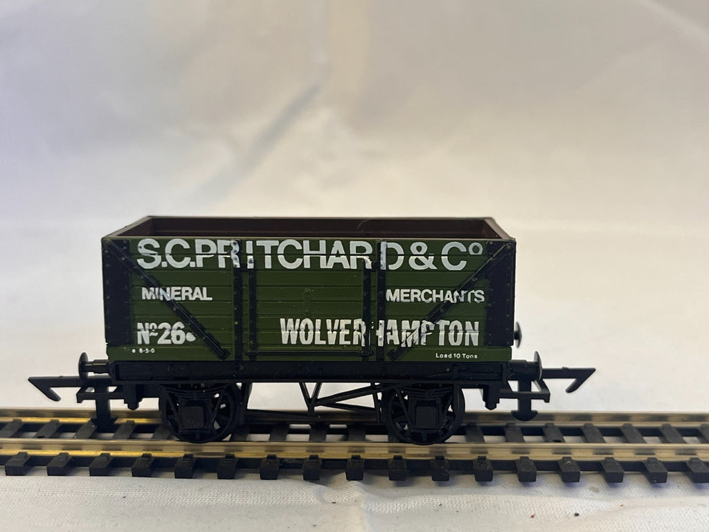 Graham Farish OO Gauge S.C. Pritchard & Co 7 Plank Wagon Green
